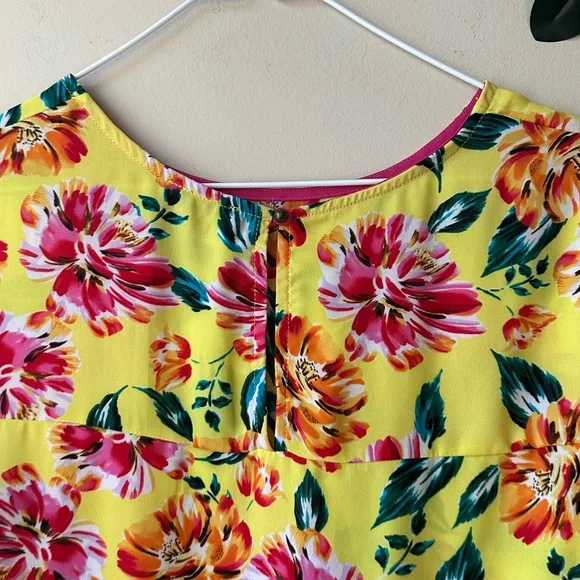 W5 Floral Yellow Top - Picture 6 of 7